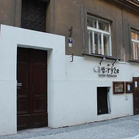 Comfortable Apart In City Center Daire