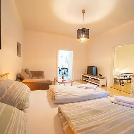 Comfortable Apart In City Center Prag