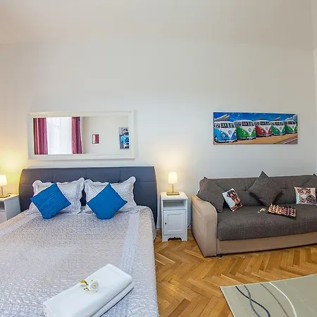 Comfortable Apart In City Center شقة