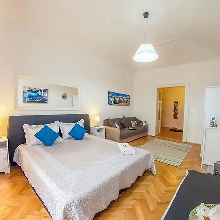 شقة Comfortable Apart In City Center