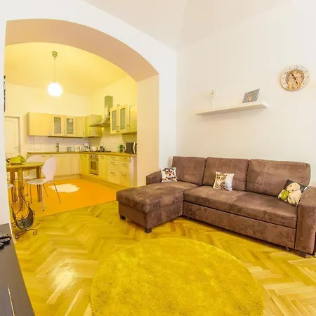 Comfortable Apart In City Center * براغ