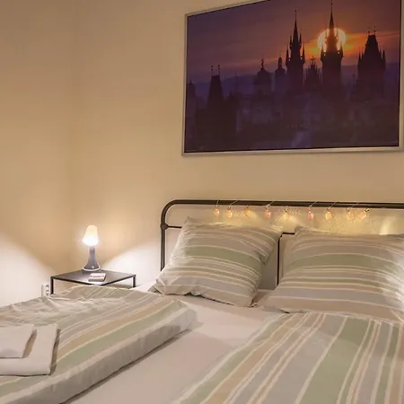 Comfortable Apart In City Center شقة *