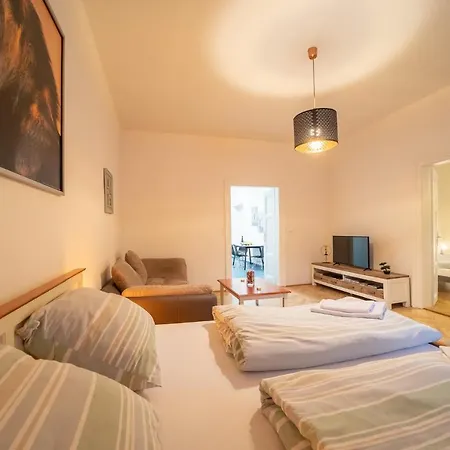 Comfortable Apart In City Center براغ